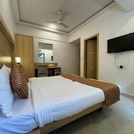 Hotel Galaxy Mumbai Luaran gambar