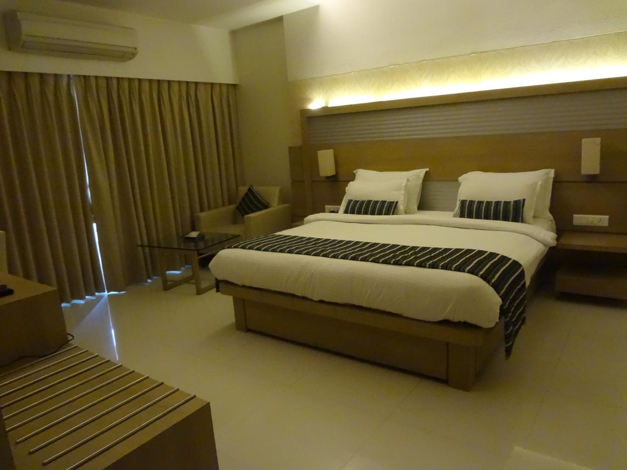 Hotel Galaxy Mumbai Luaran gambar
