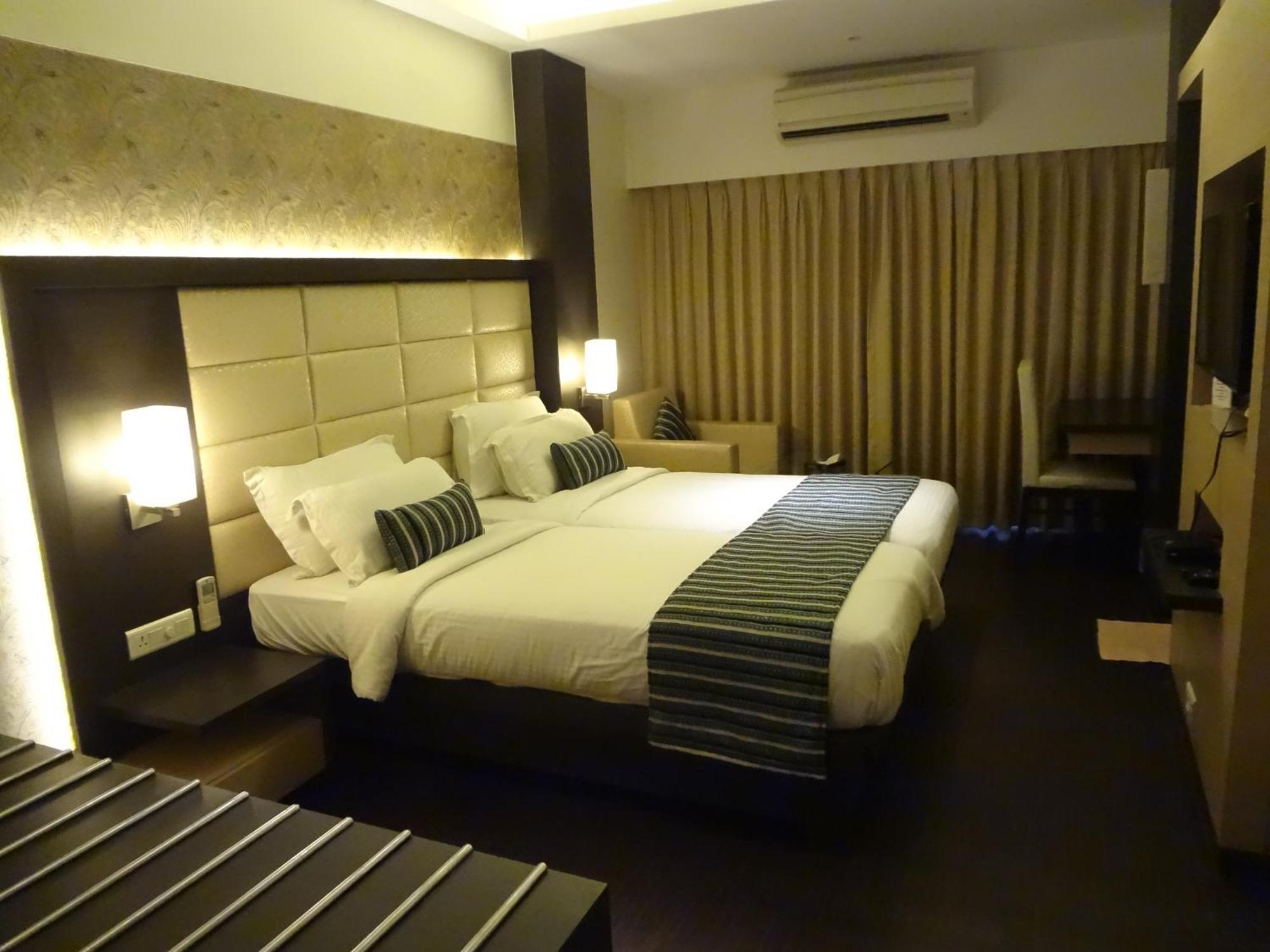 Hotel Galaxy Mumbai Luaran gambar