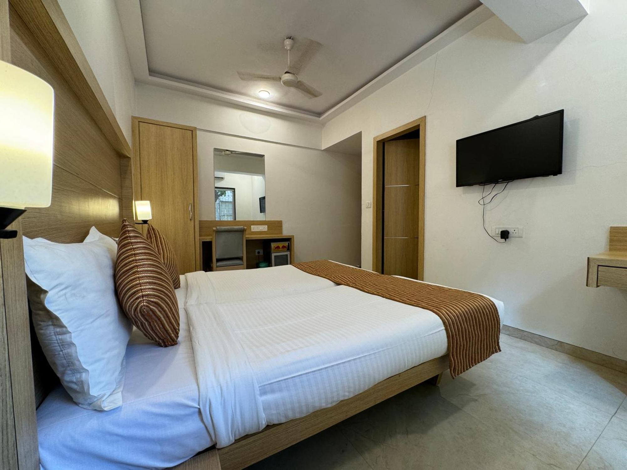 Hotel Galaxy Mumbai Luaran gambar
