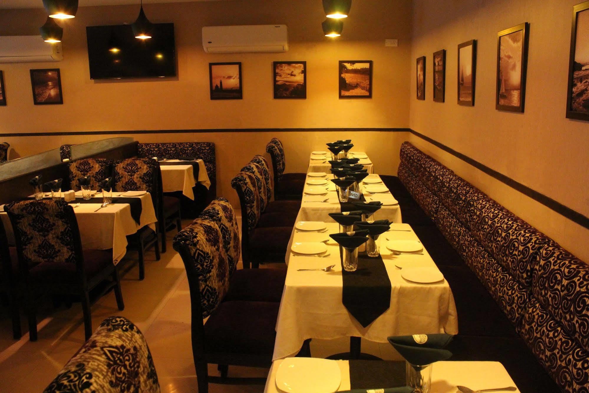 Hotel Galaxy Mumbai Luaran gambar