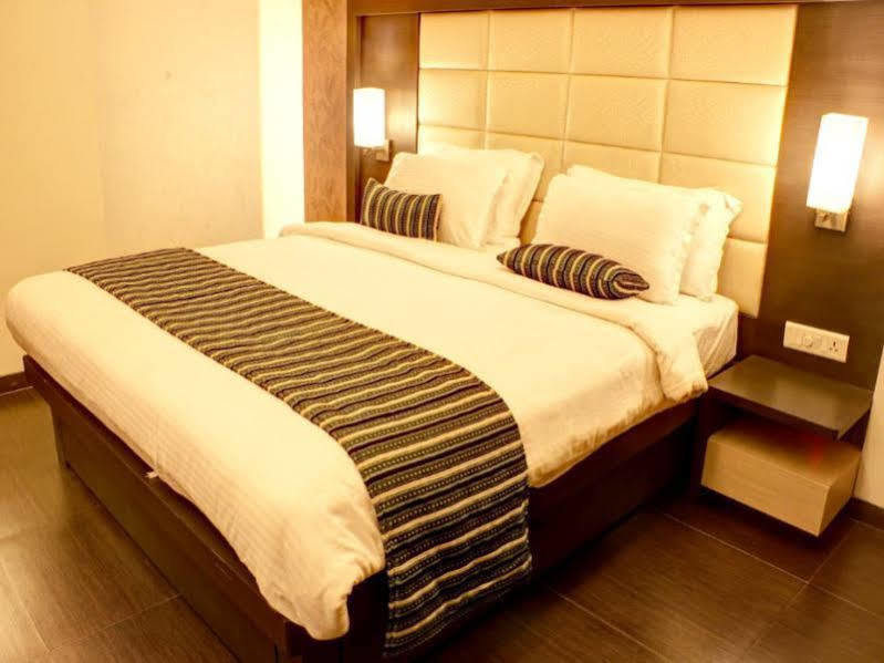 Hotel Galaxy Mumbai Luaran gambar